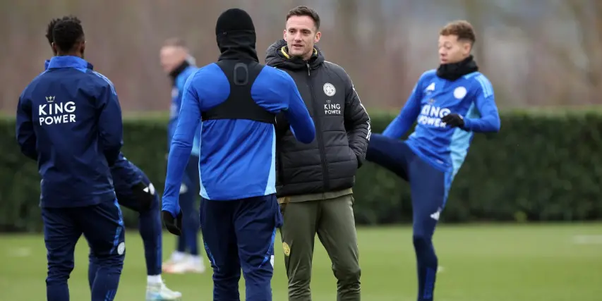 English Football League Cup : Huddersfield Town VS Leicester City Prediction & Betting Tips