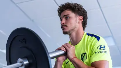 Alvarez’s transfer falls through: Atletico Madrid dressing‑room believes he should admit fault and apologise